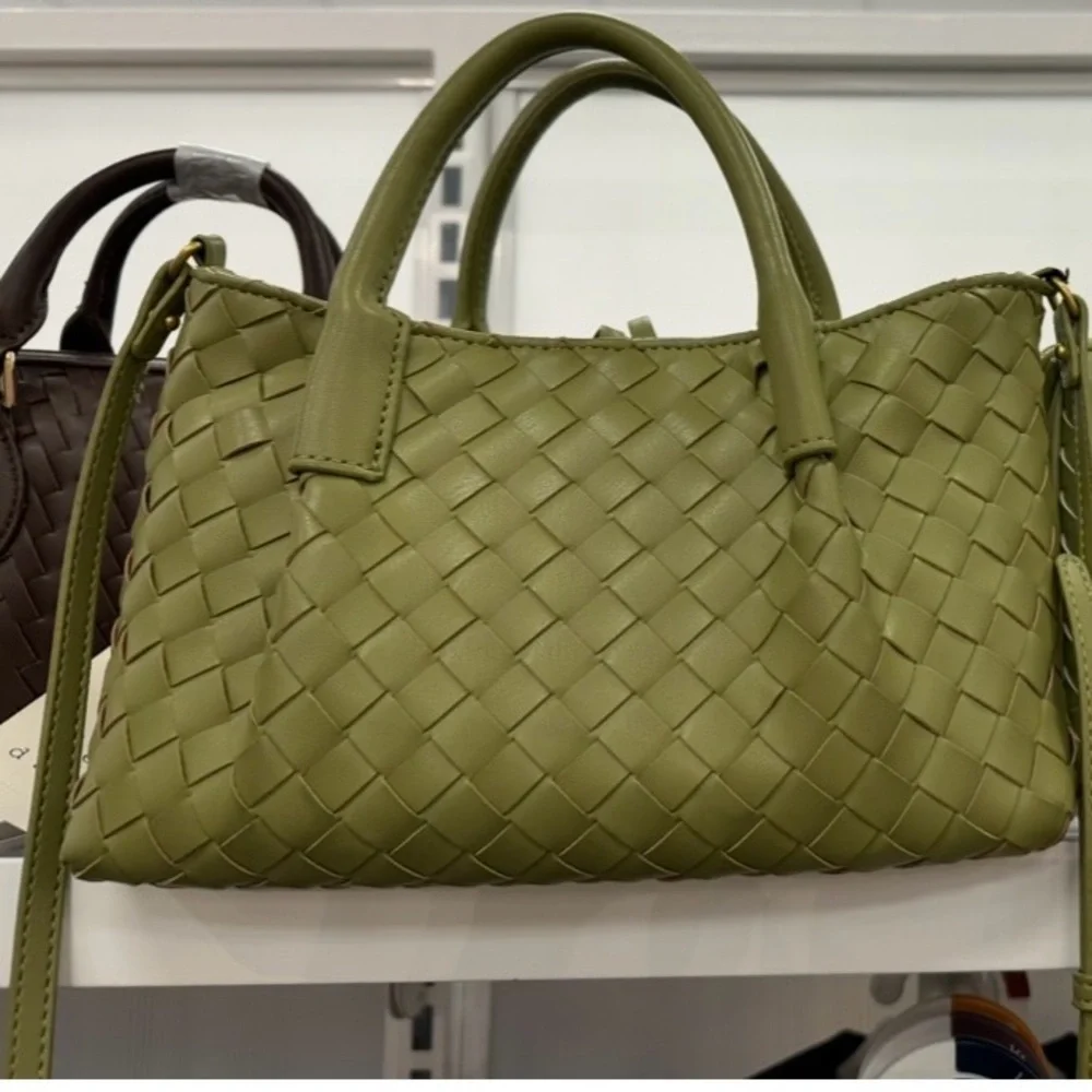 Anthropologie woven mini tote - Picture 3 of 3